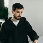 guy at computer forum